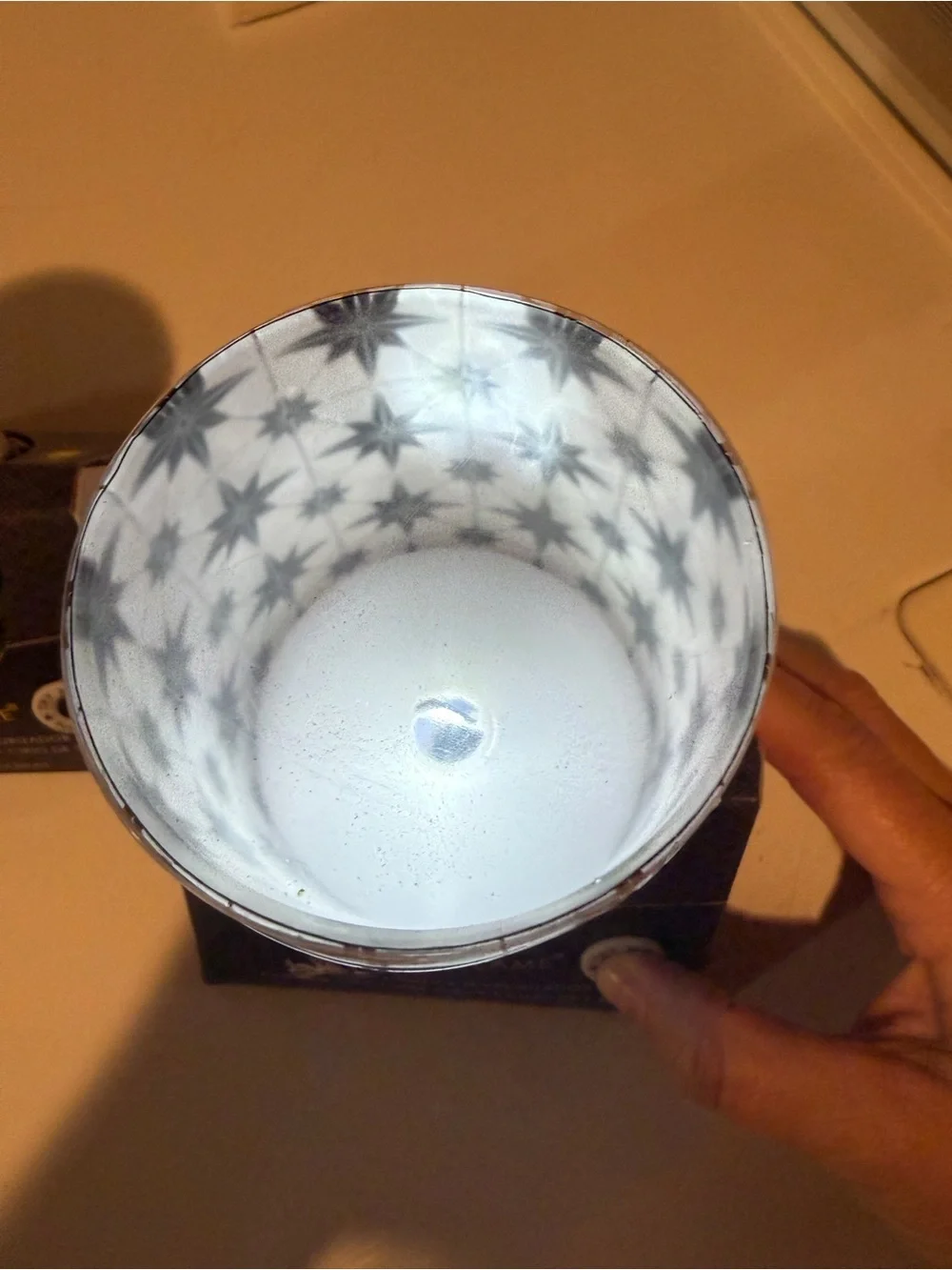LED Black and white Star Flameless pair of candles